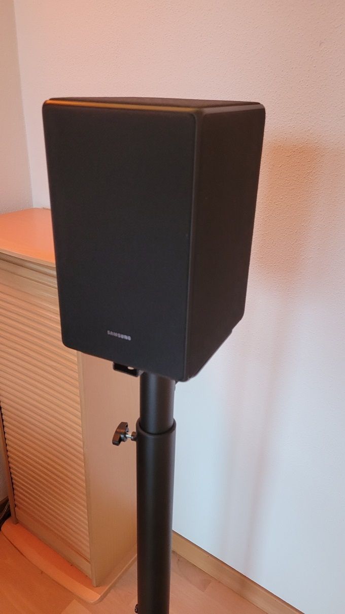 Gelöst: Lautsprecher Ständer für HW-Q950A - Samsung Community