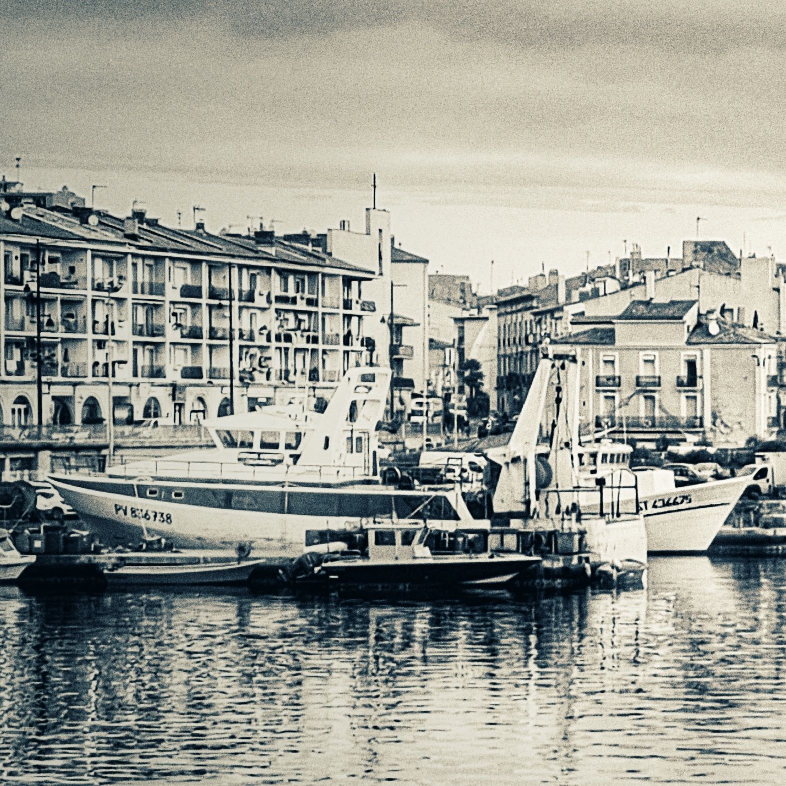 La criée & port de pêche Sète. - Samsung Community