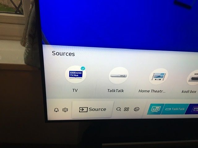 Click source and make sure the green box is above Samsung tv