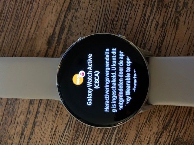Opgelost: Horloge hangt vast - Samsung Community