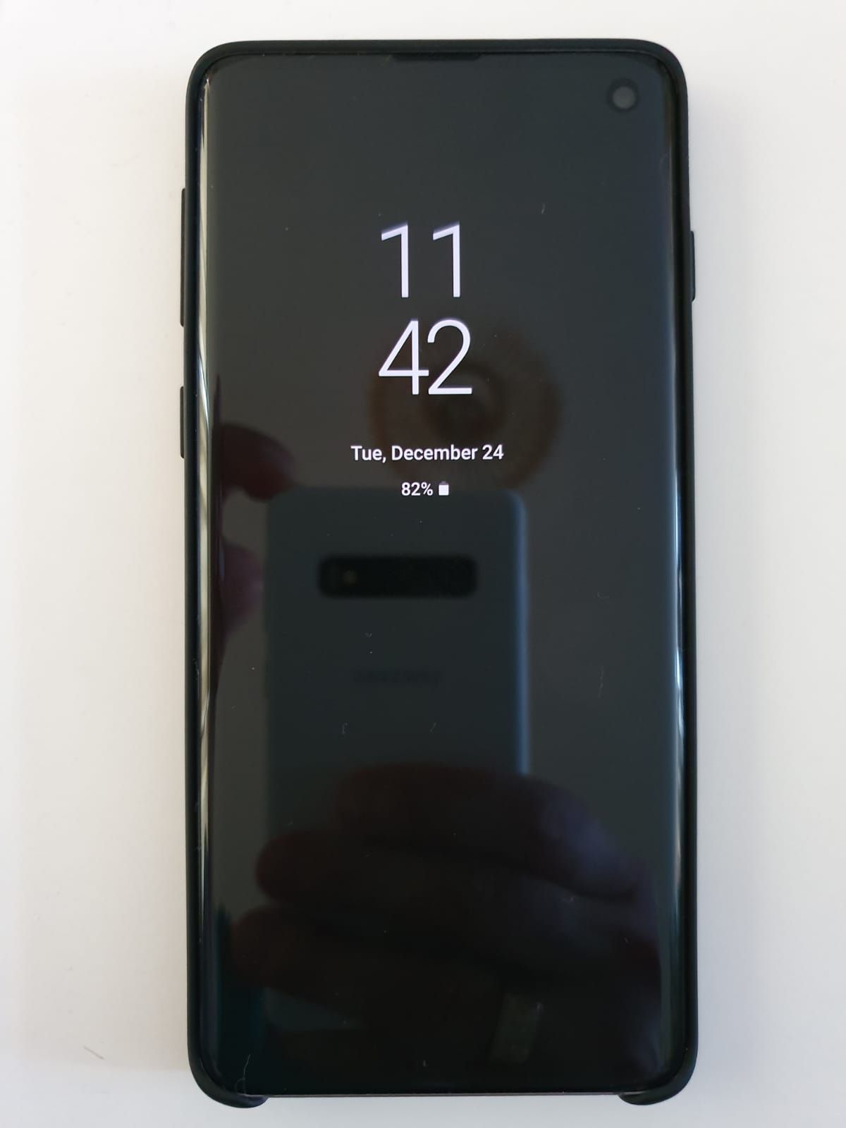Solved: Android 10,ONE UI 2, AOD cutoff - Samsung Community