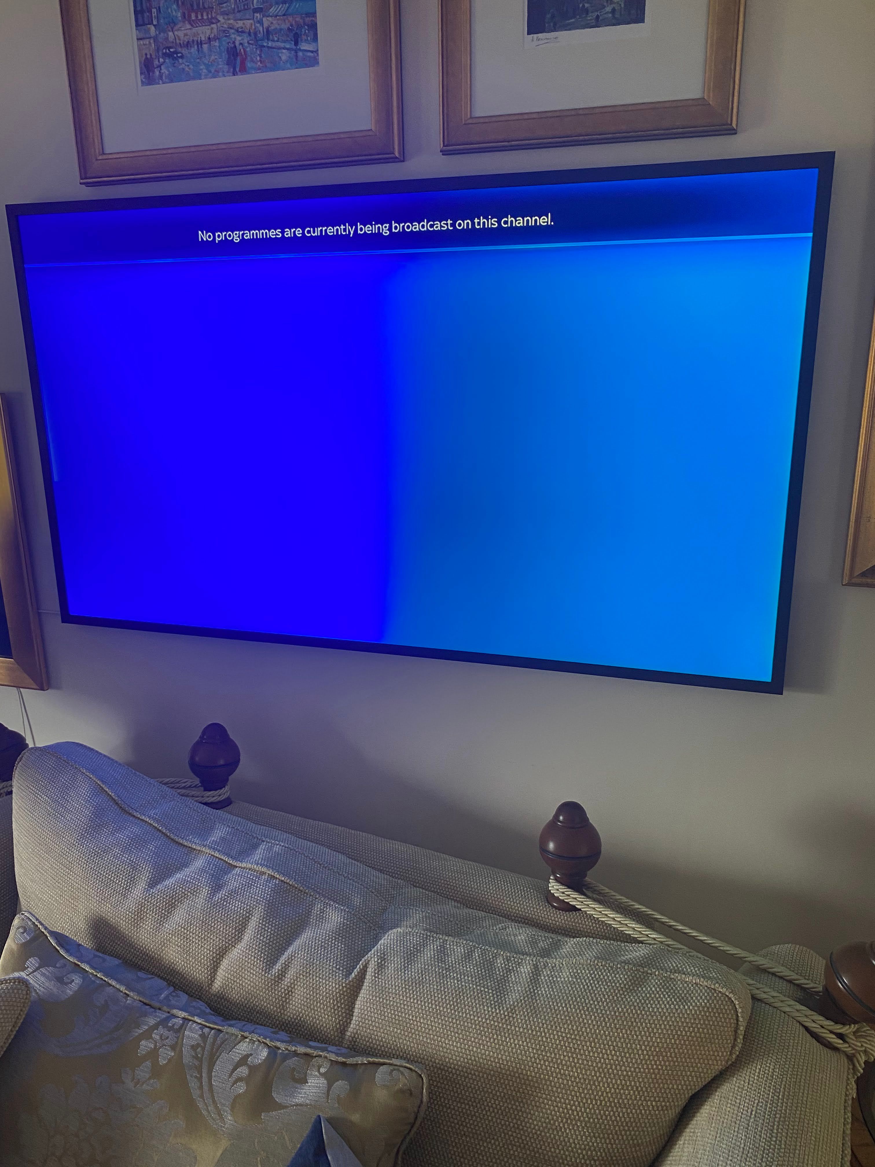 Yellow screen on half of a 55 inch Frame TV Samsung Community