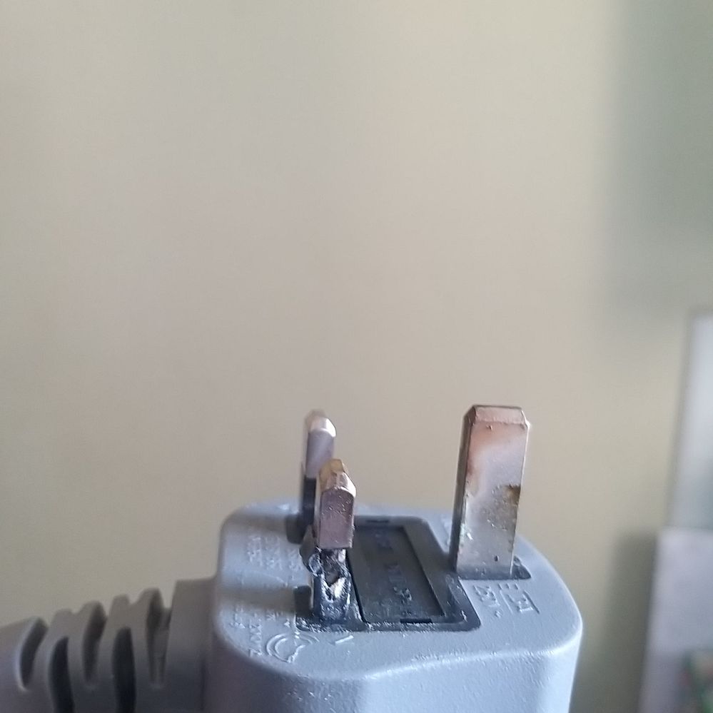 melted plug2.jpg