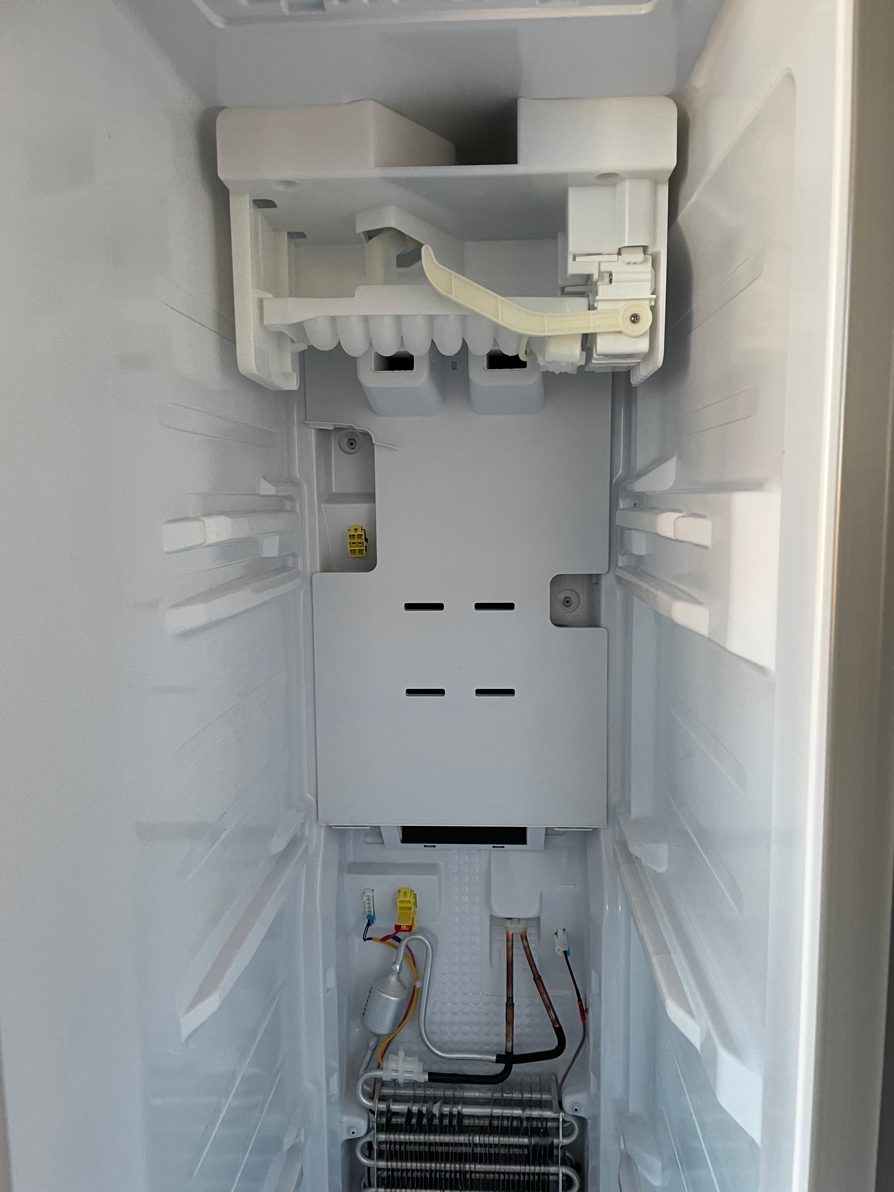 Samsung fridge freezer making deals a loud noise