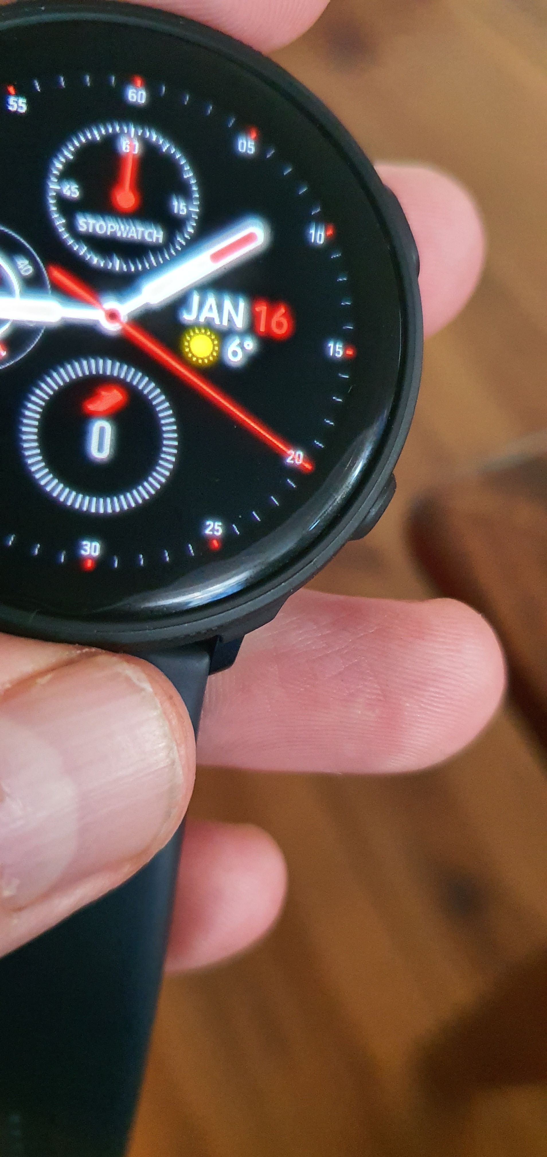 Condens in Watch Active 2 - Samsung Community
