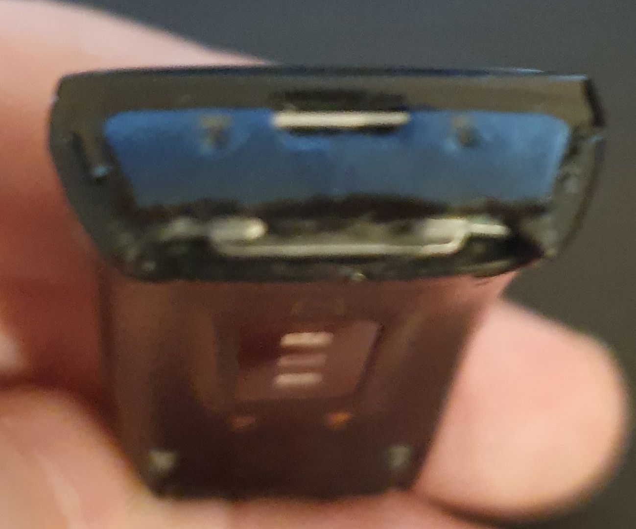 Samsung gear fit 2 cheap broken band