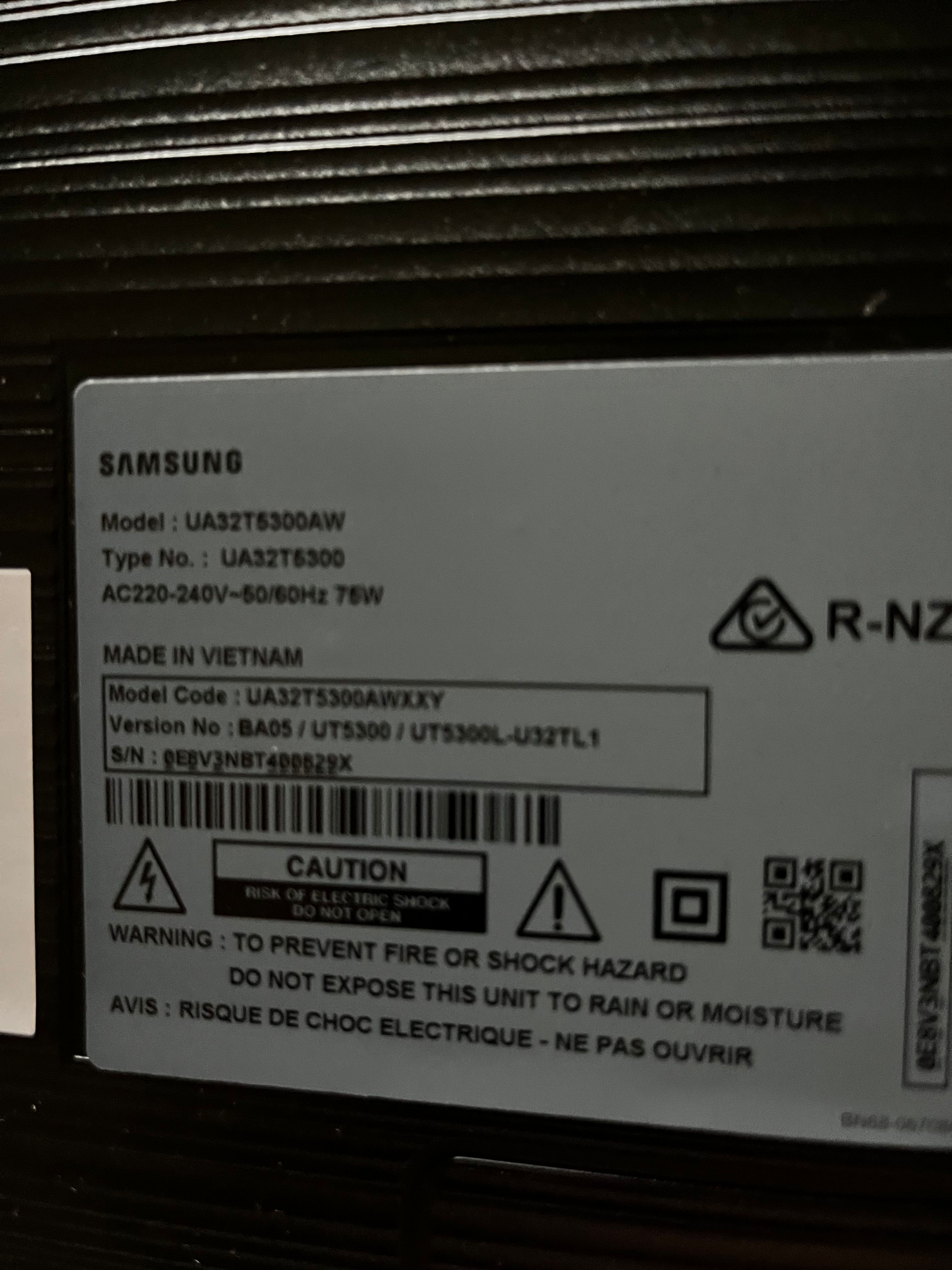 Wall Mount Screws for 32” Q50A QLED Full HD HDR Smart TV Samsung