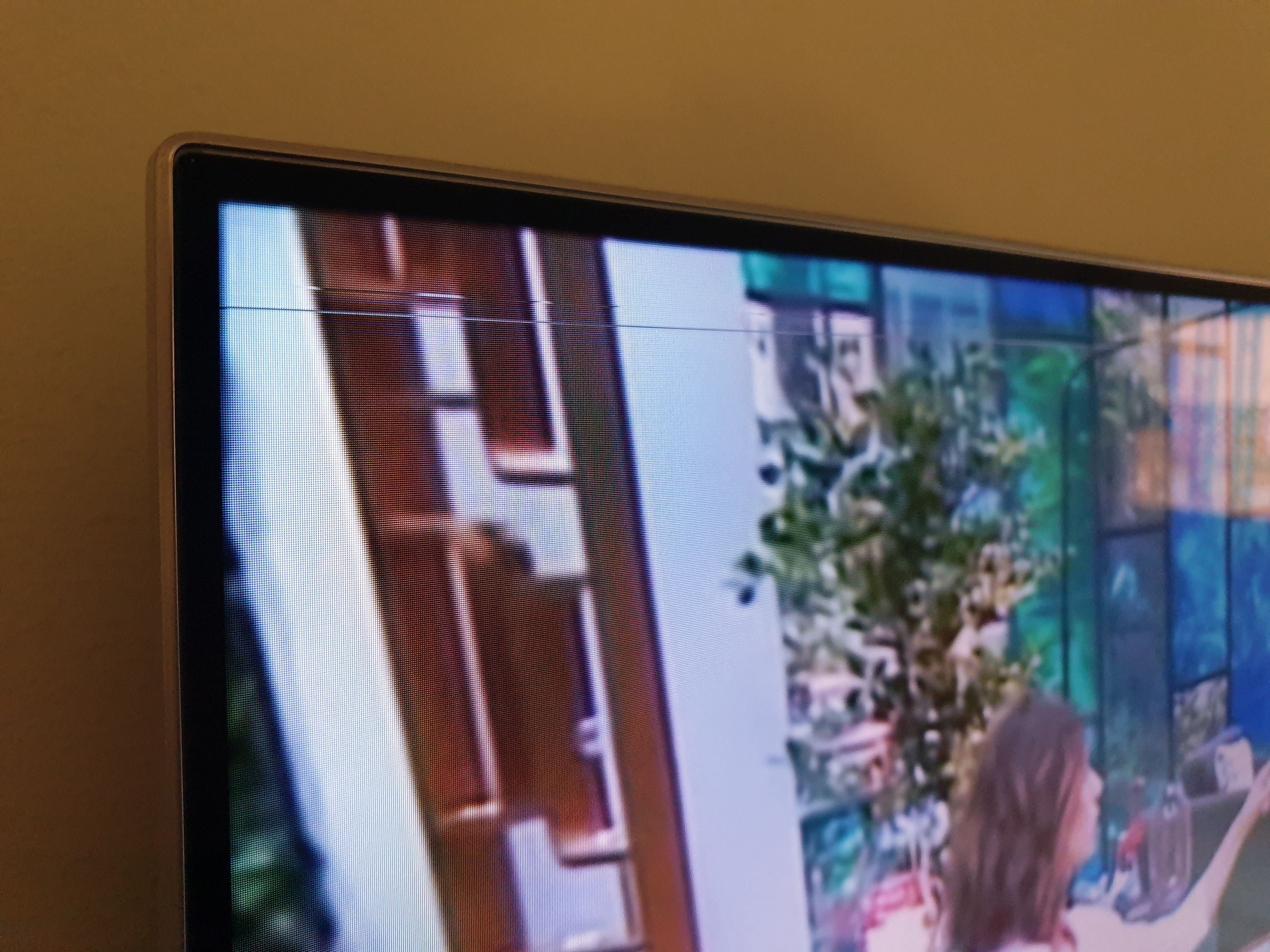 Raya vertical en tv UHD - Página 28 - Samsung Community