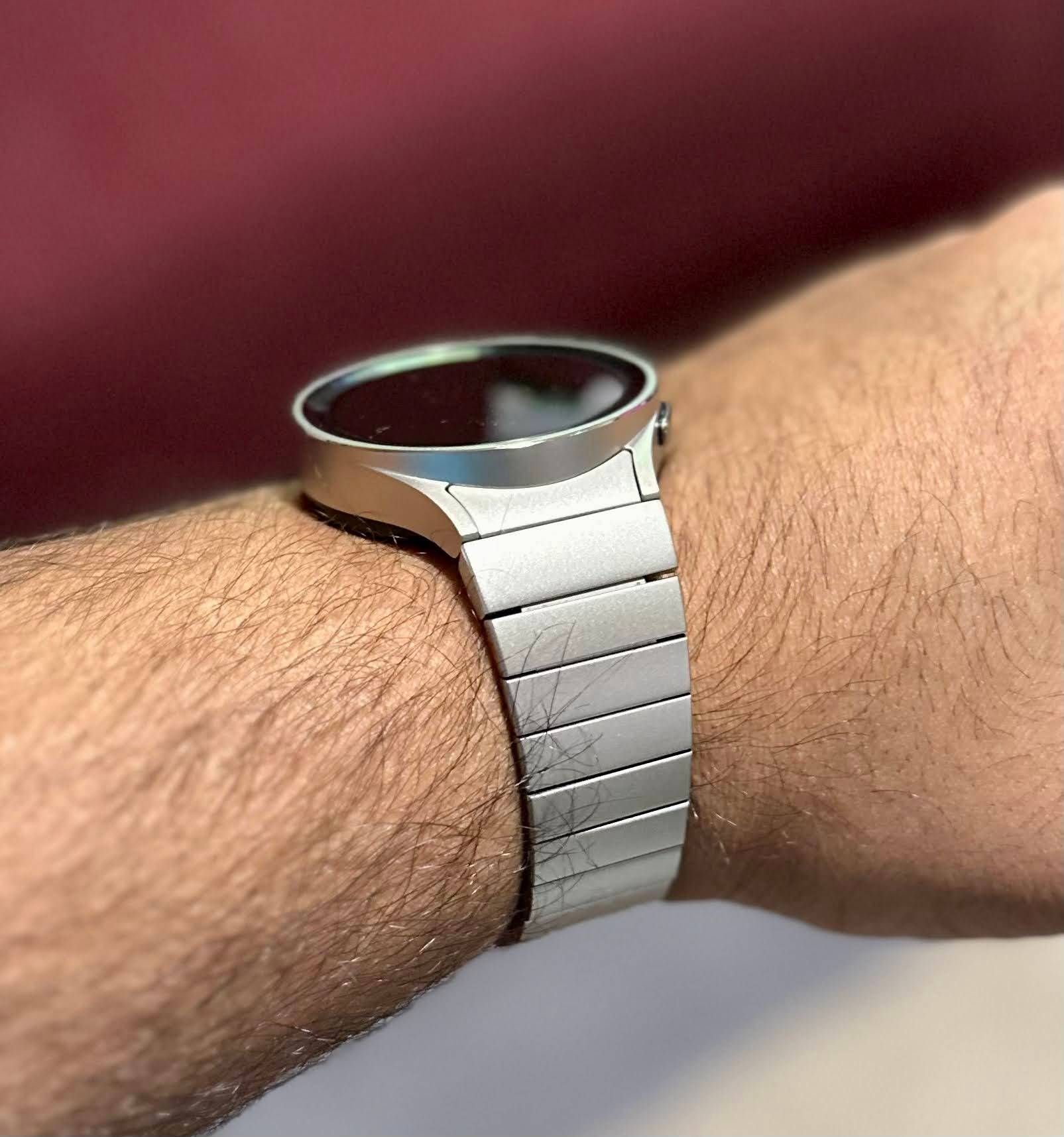 Got this titanium bracelet for my watch 5 pro in 2$ from local