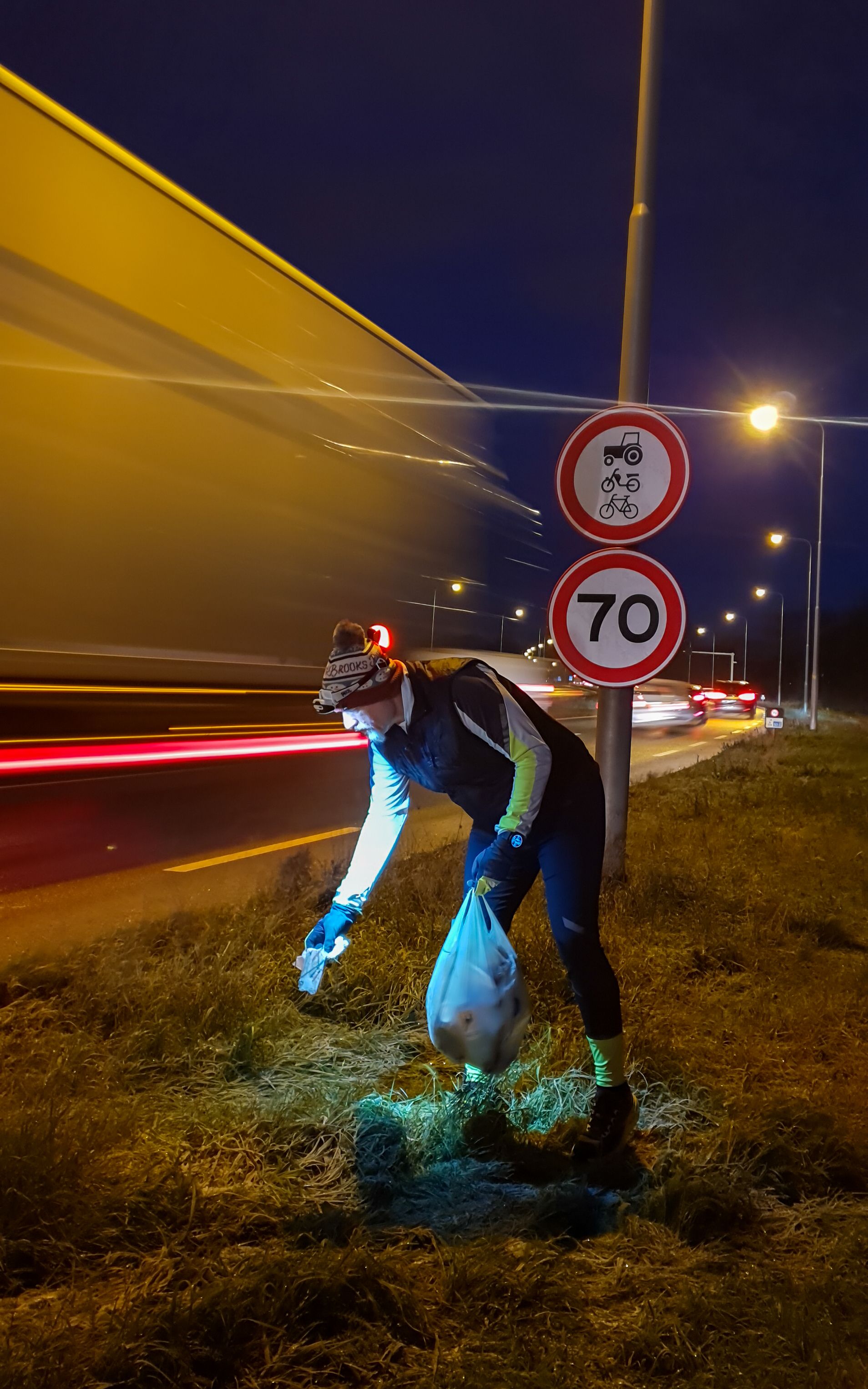 Roadside Nightshift Samsung Community