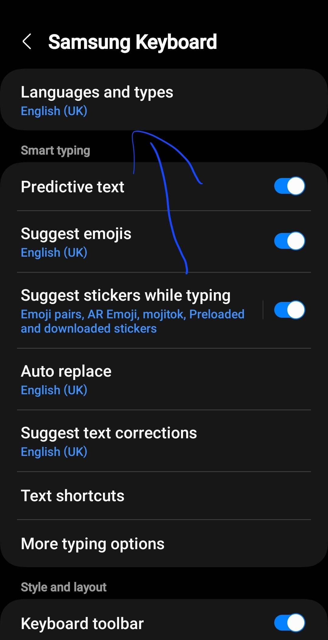 Solved: Galaxy S22 keyboard shows QWERTZ rather than QWERTY when set to  English (UK) - Samsung Community
