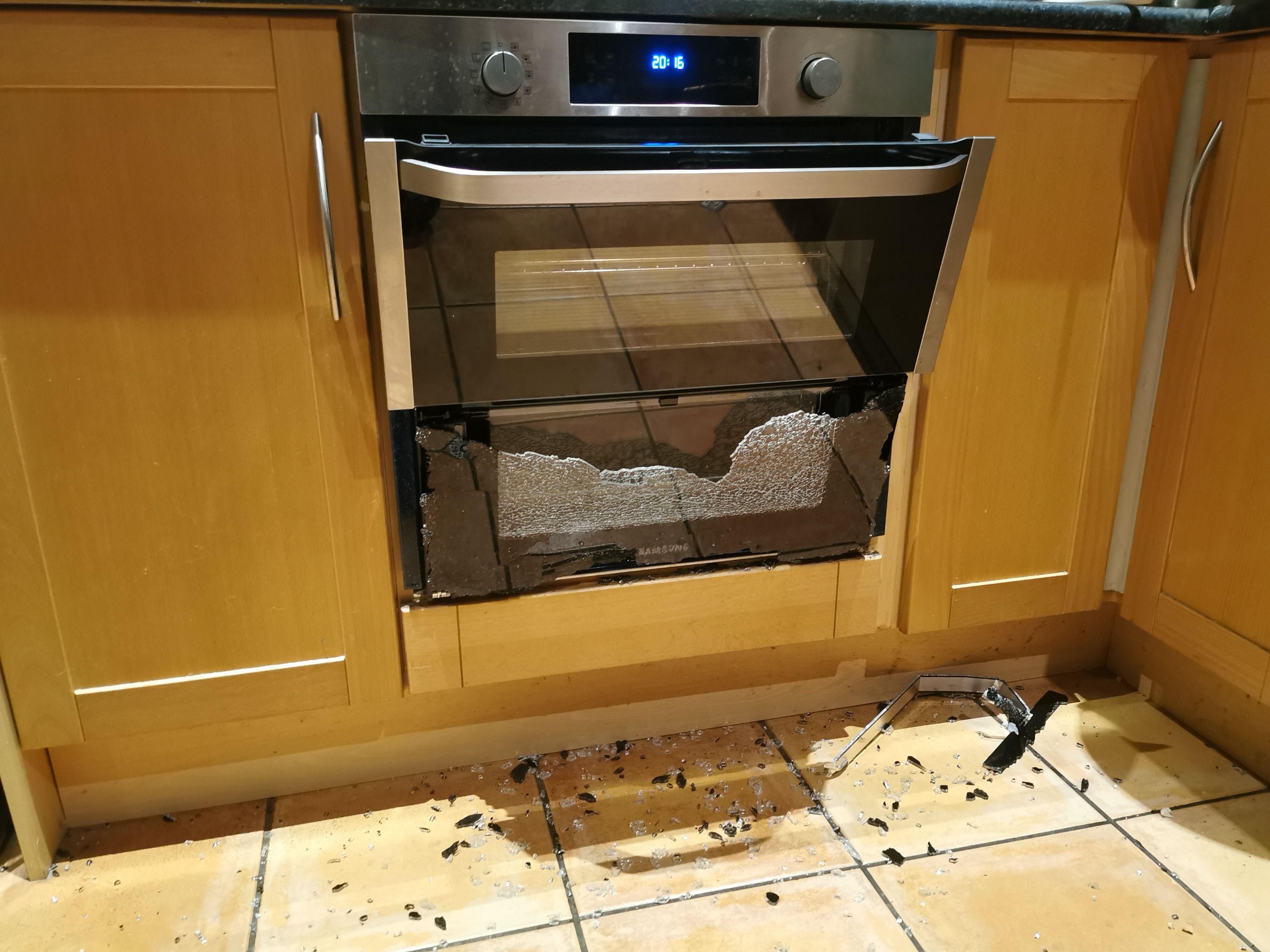 Exploding oven glass door - Samsung Community