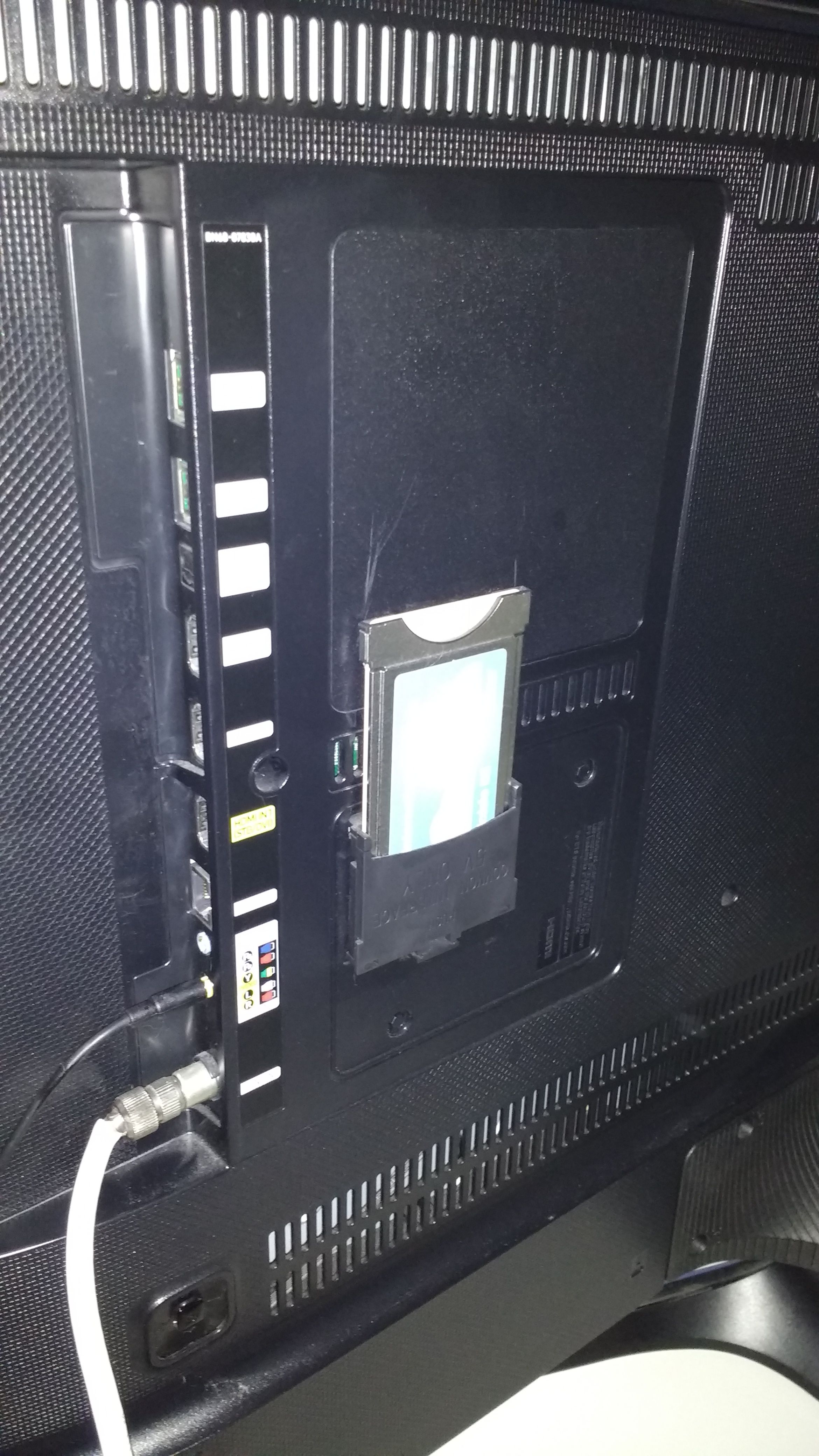 Opgelost Aansluiten koptelefoon op tv Samsung Community