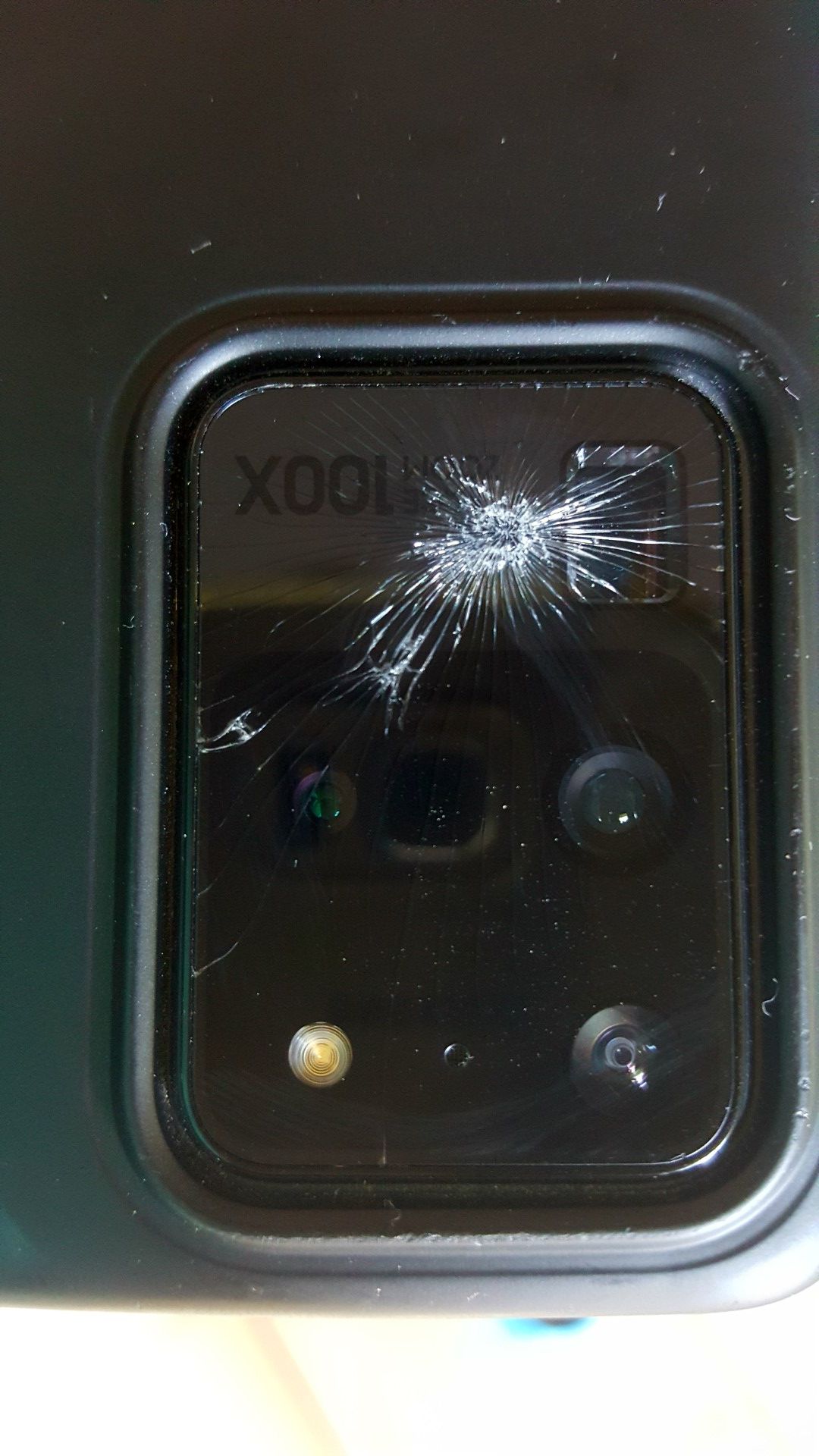 Has Your S20 Ultra Camera Glass Cracked Page 2 Samsung Community 1336