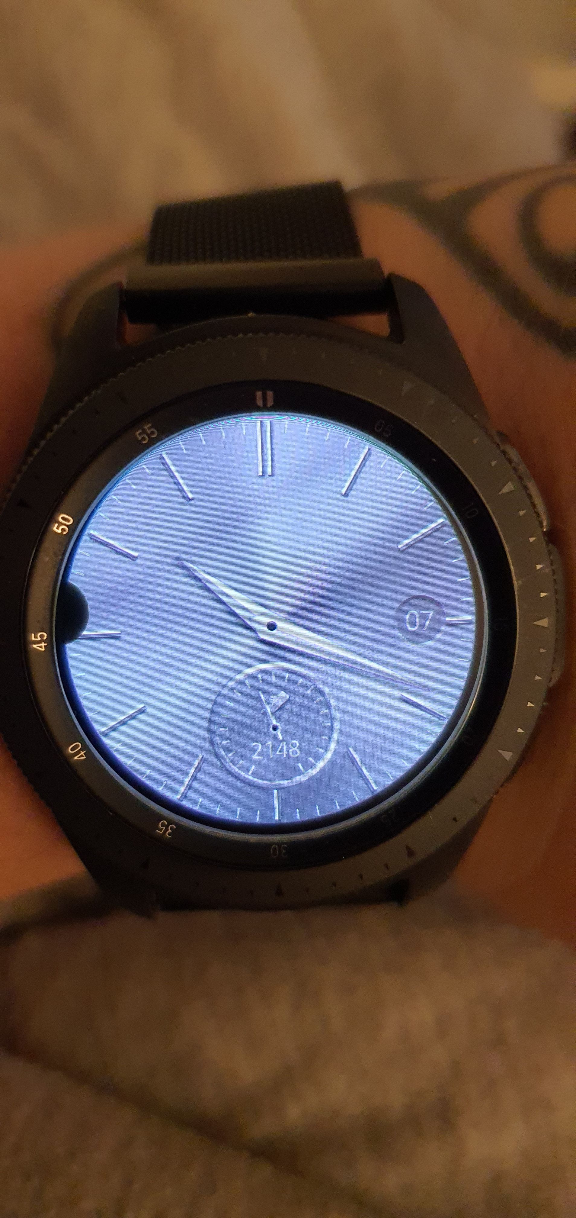 Solved: Samsung Gear S2 Classic has small black bubble on the edge - Samsung  Community
