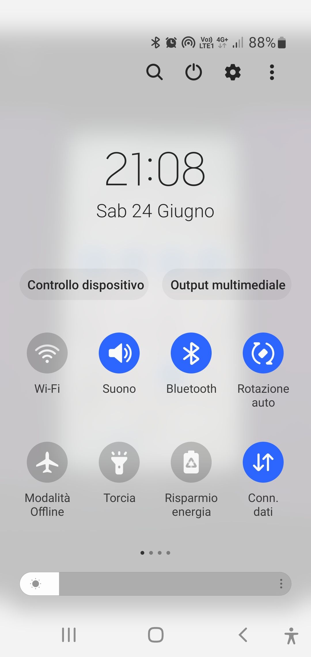 Modificare disposizione icone nel menu a tendina della schermata home -  Samsung Community