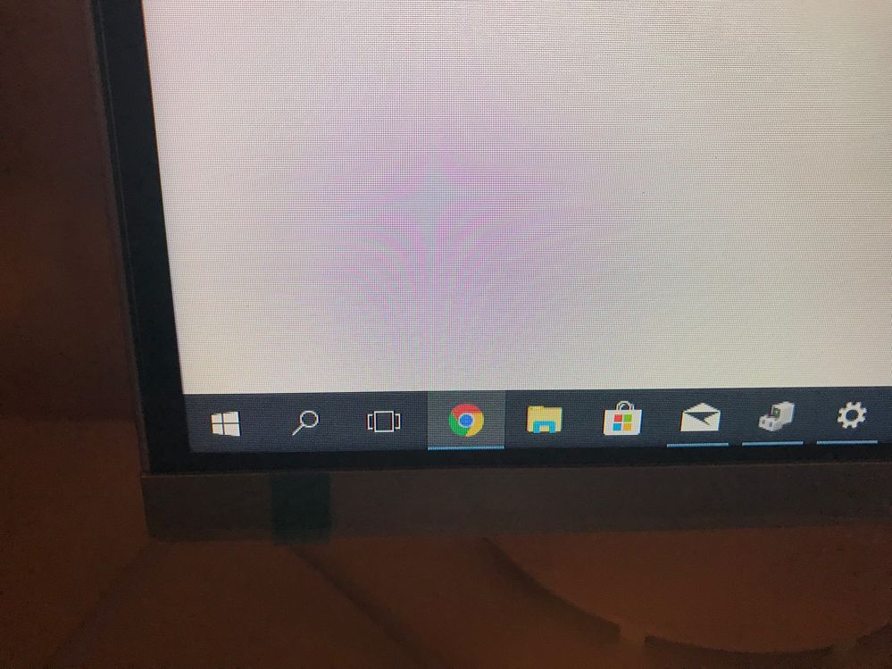 Samsung Monitor blurred