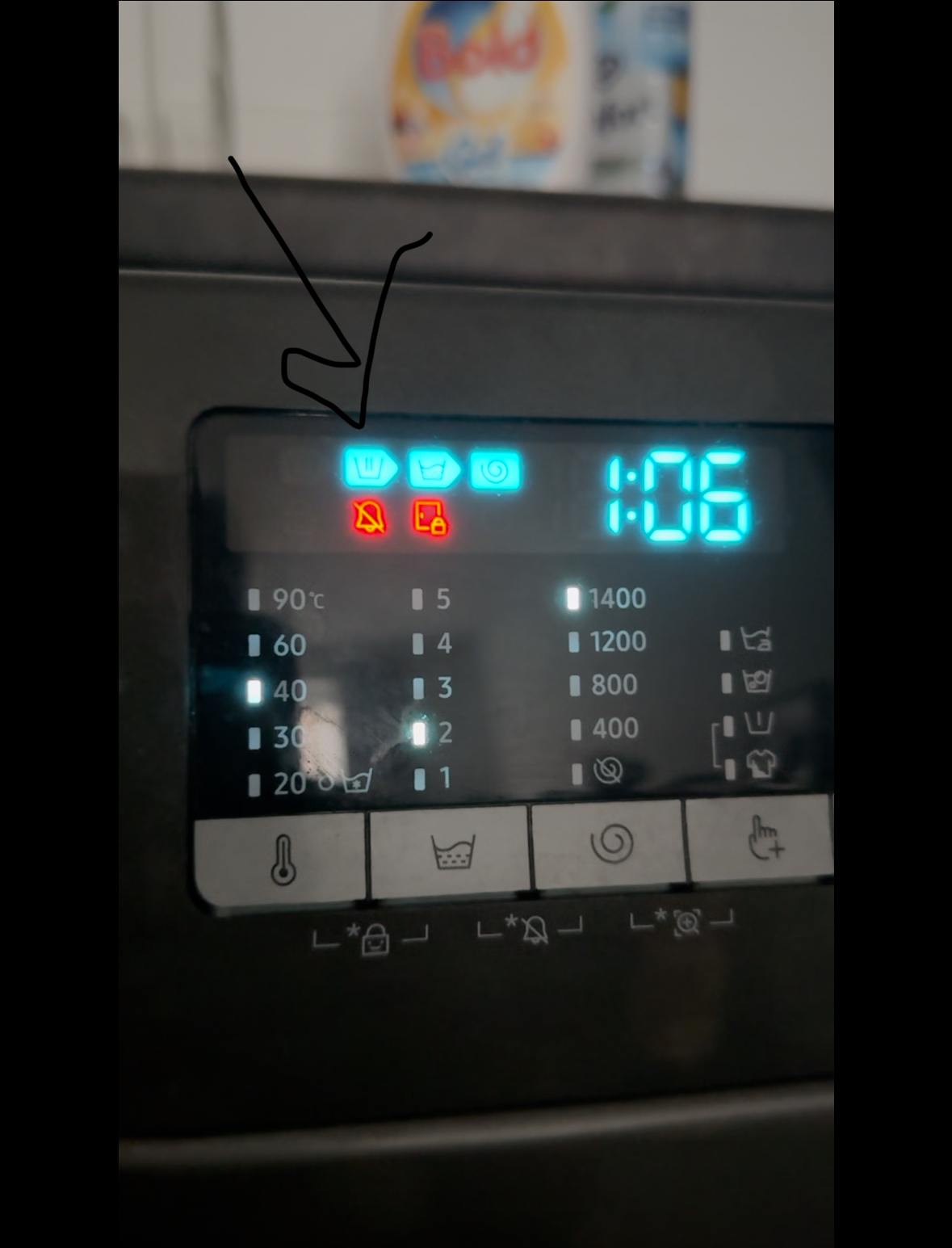 Washing machine stuck at 36 minutes making low humming noise Samsung