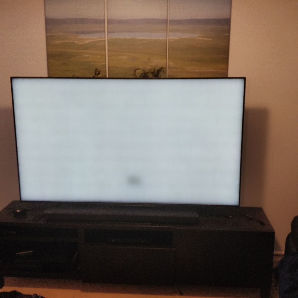Dark spot on brand new tv 65q800t - Samsung Community