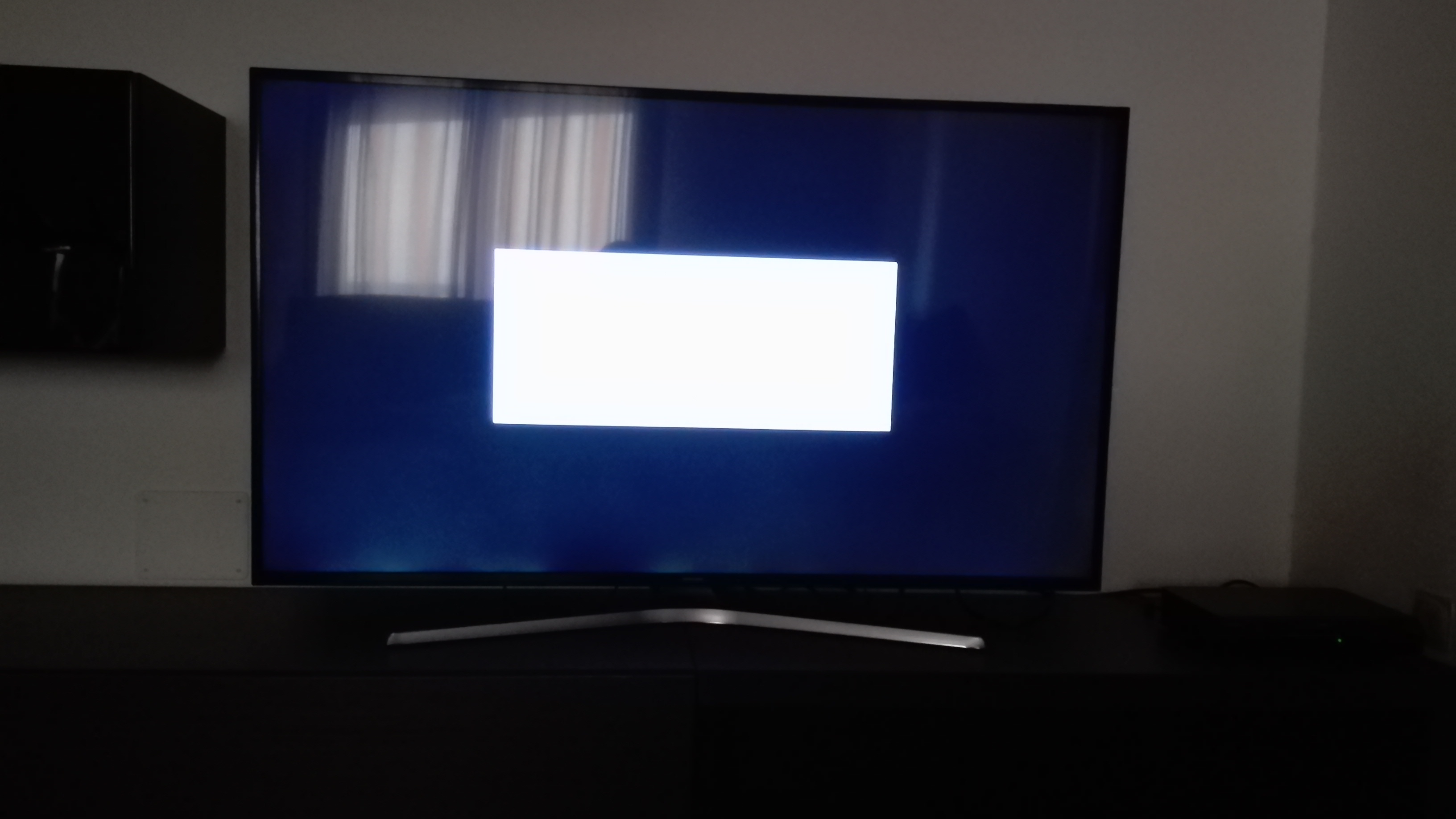 Risolto Coni luce/Effetto clouding UE55MU6120 Samsung Community