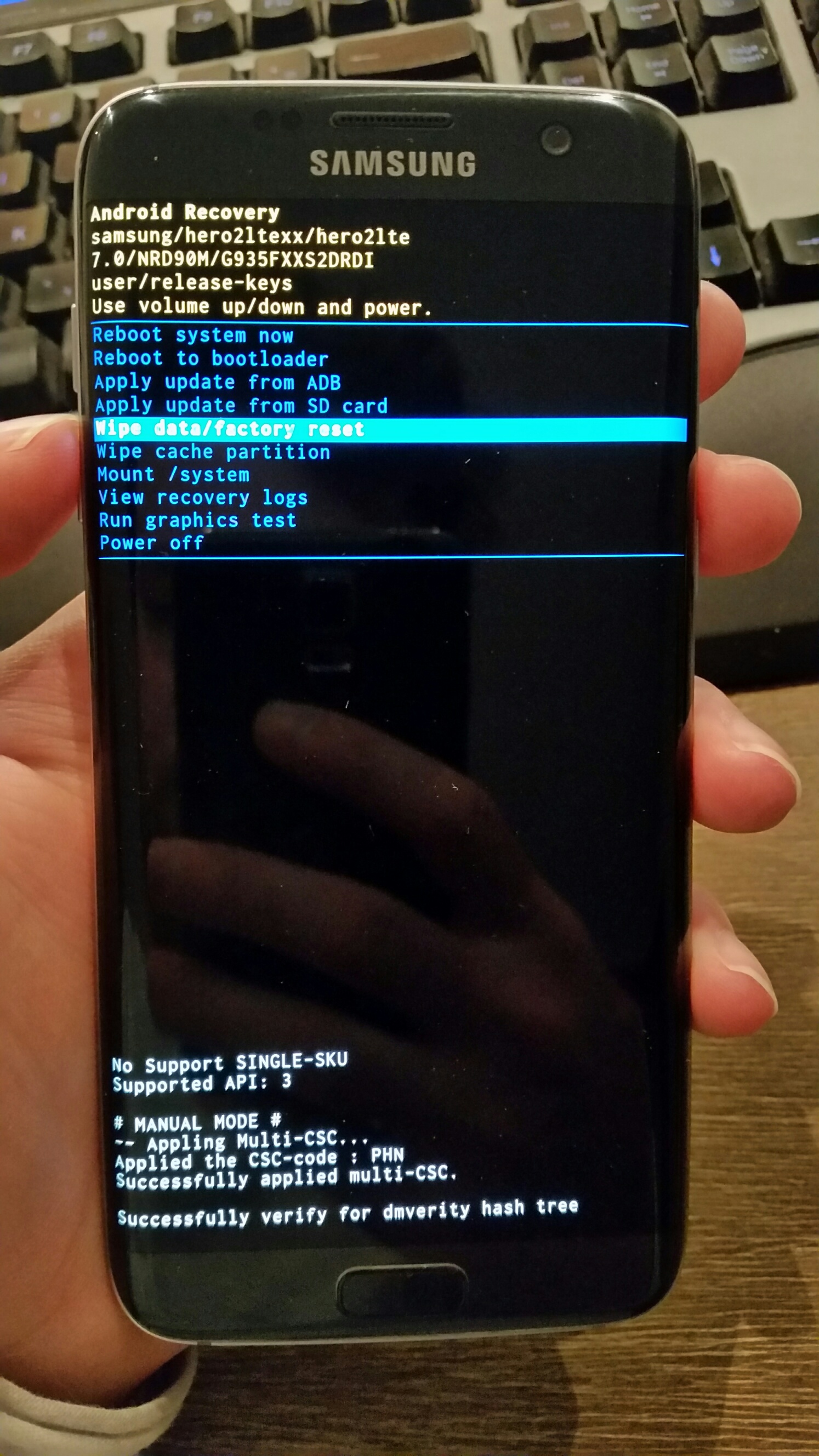 Herhaaldelijke crashes S7 edge (ook na hard reset) Samsung Community