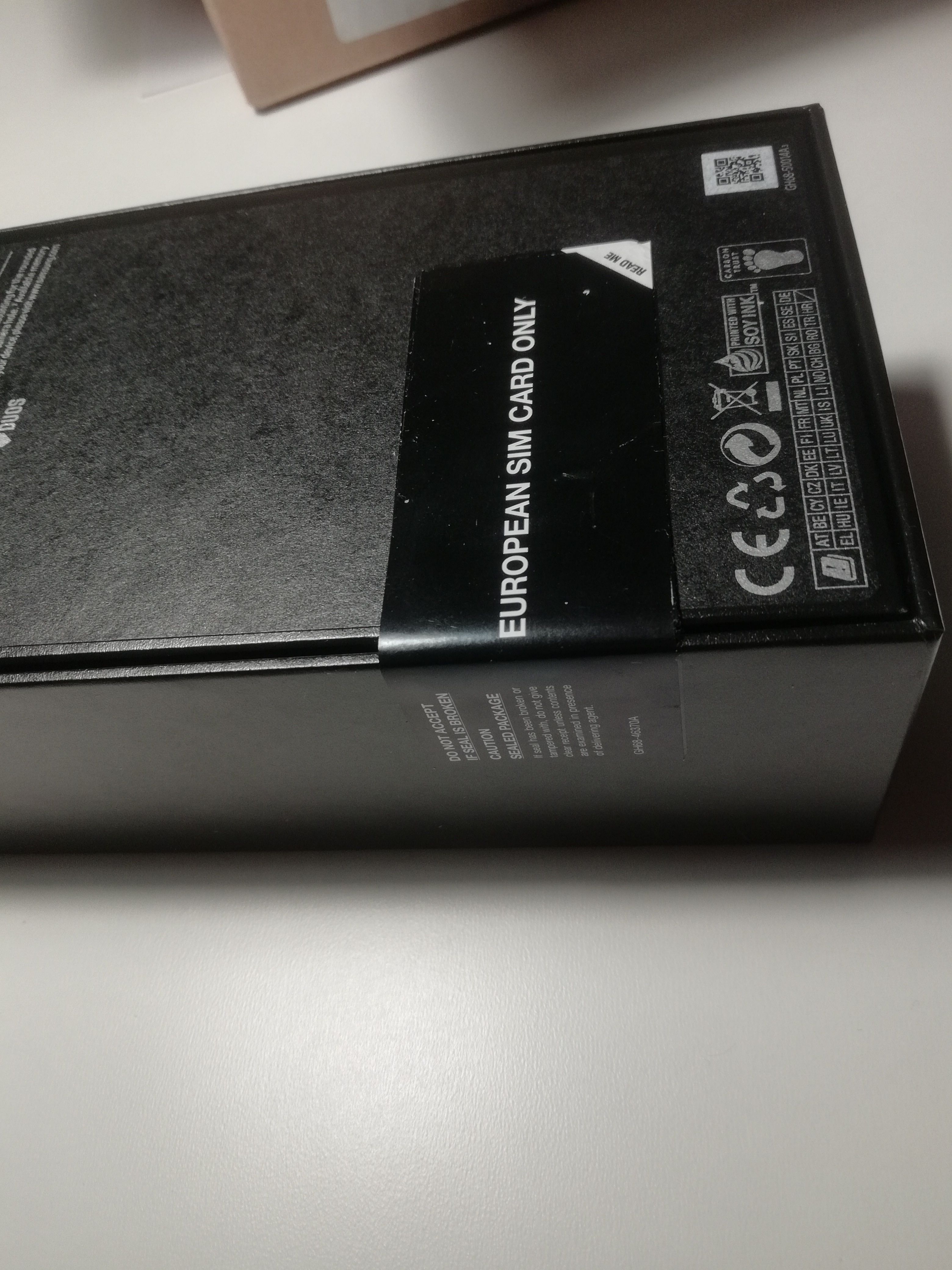 Opgelost: Dubbele en doorgesneden seal bij aanschaf nieuwe galaxy s10? -  Samsung Community