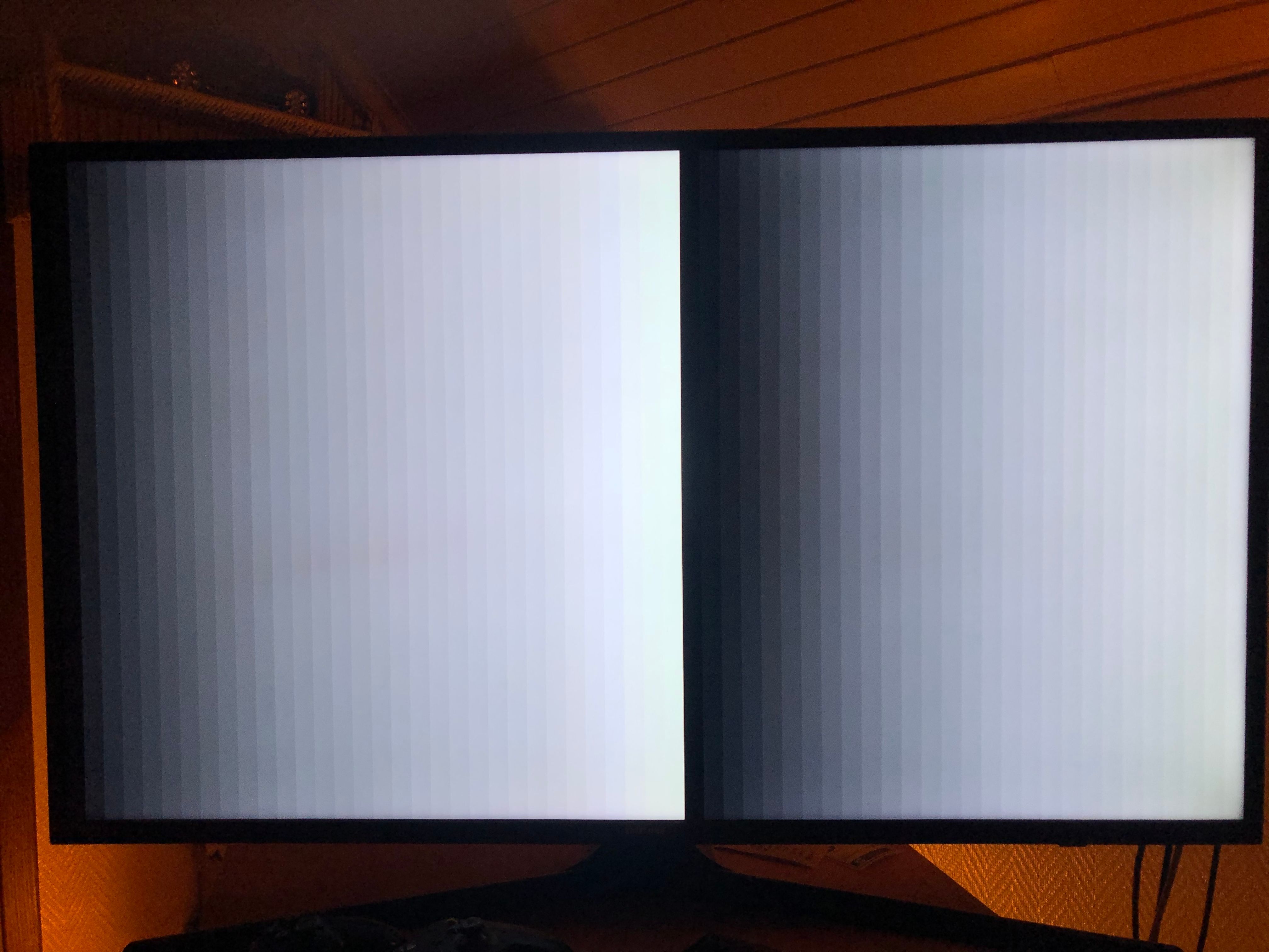 Opgelost Zwarte veeg/streep op beeldscherm Samsung Community