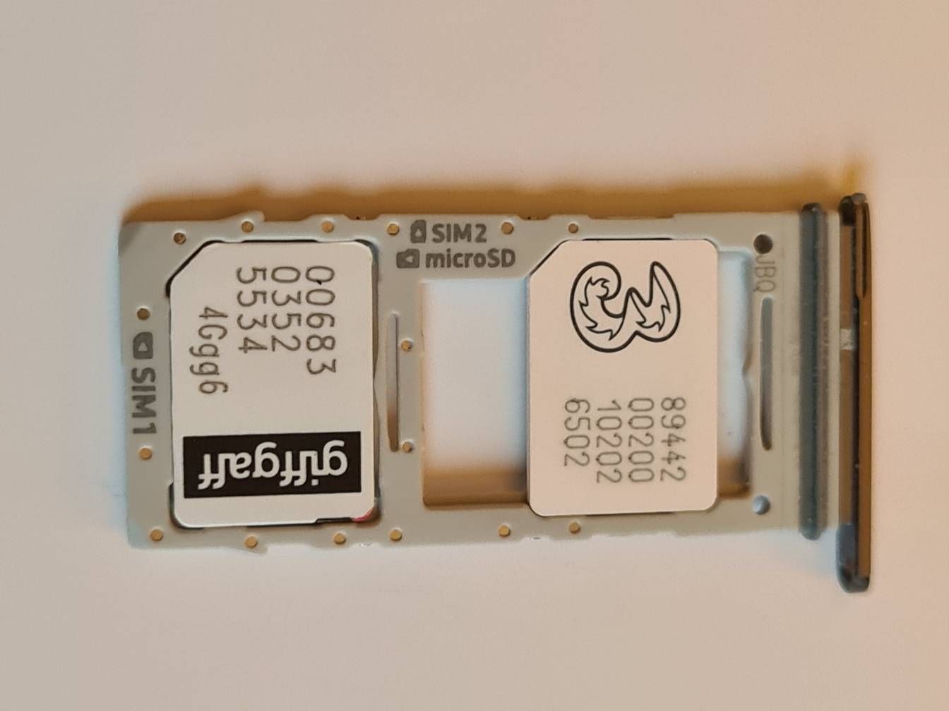 Solved Sim card does not fit the tray Samsung Community