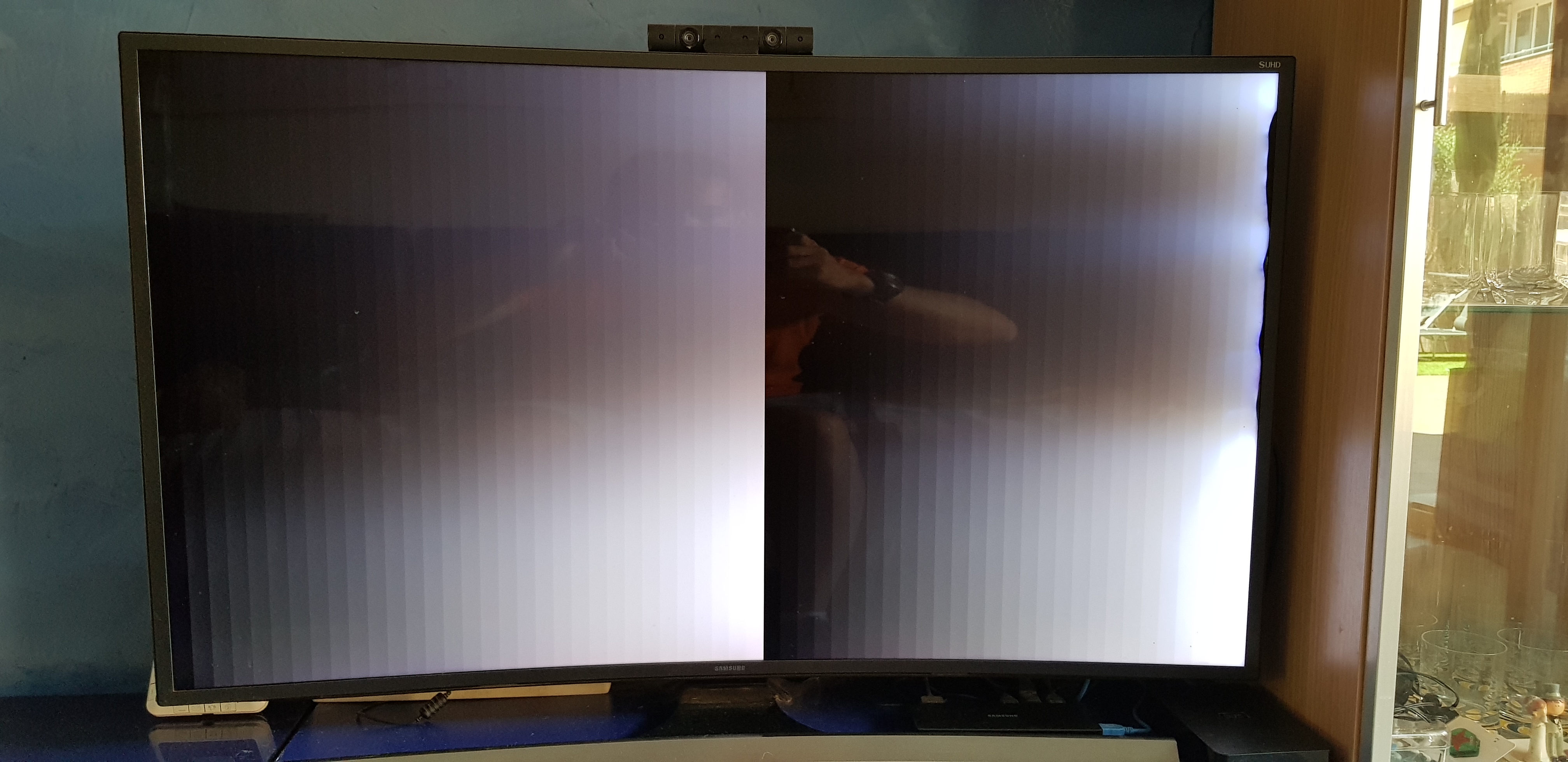 Solucionado: Televisor con Pixel atascado en QE49Q70R - Samsung Community
