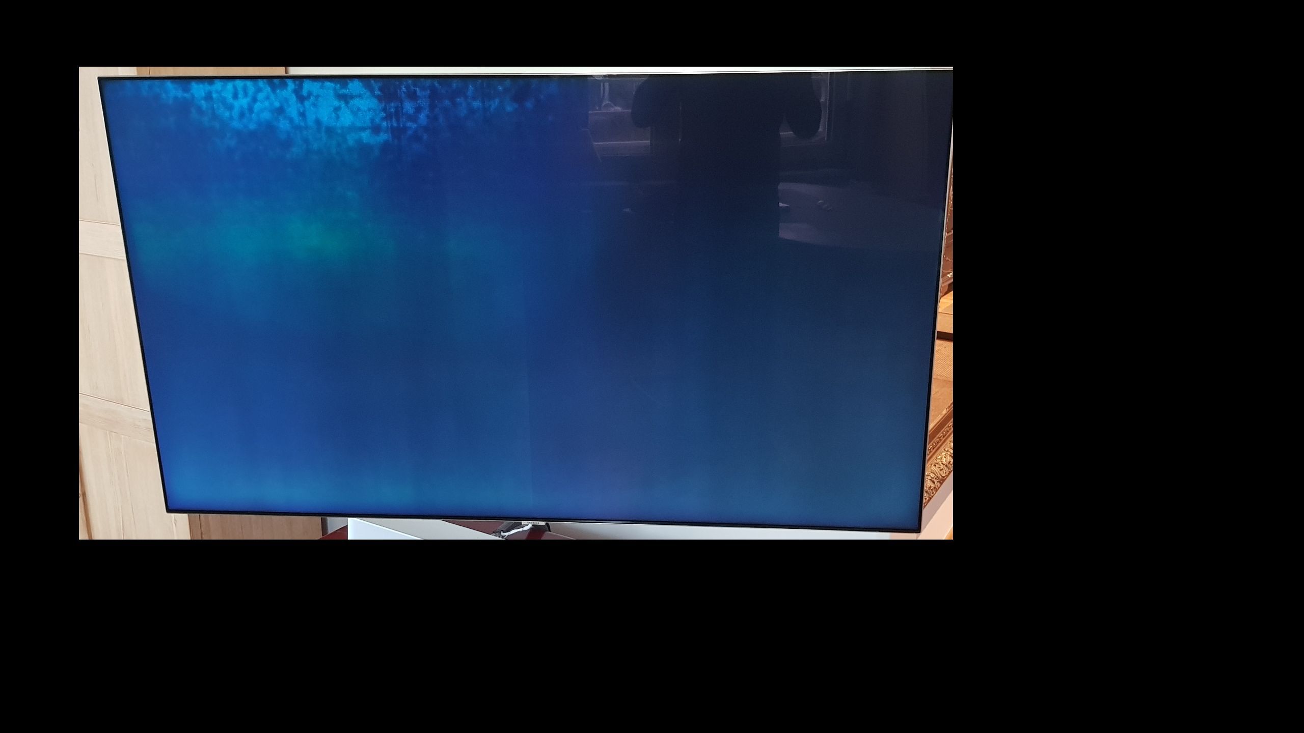 Gelöst: Q8F - Bildschirm schwarz beim Einschalten -- ( evtl. durch  Firmwareupdate 1290.3) - Samsung Community