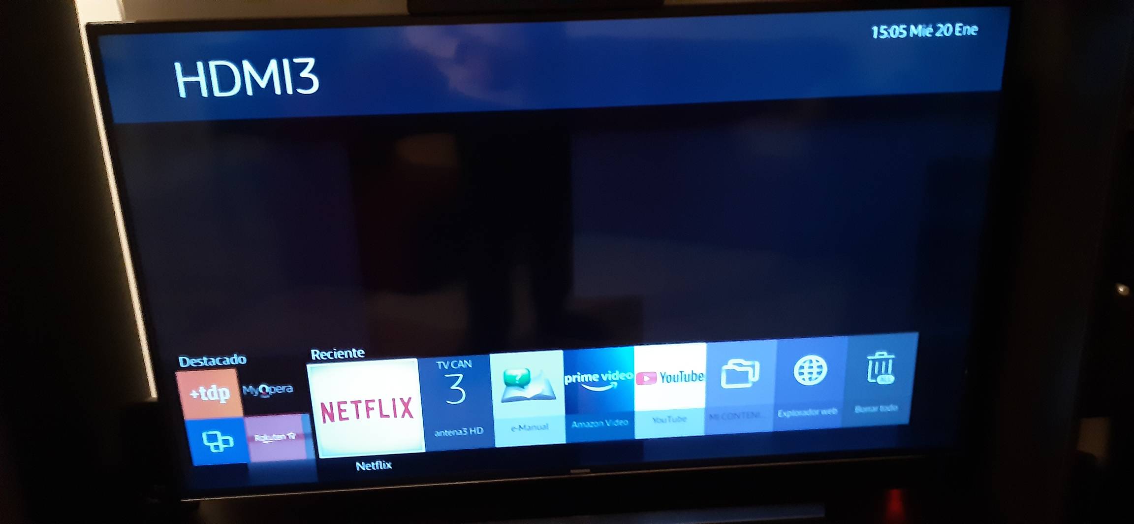 Esta Smart TV Samsung 4K cae a los 999 euros y su panel VA de 85