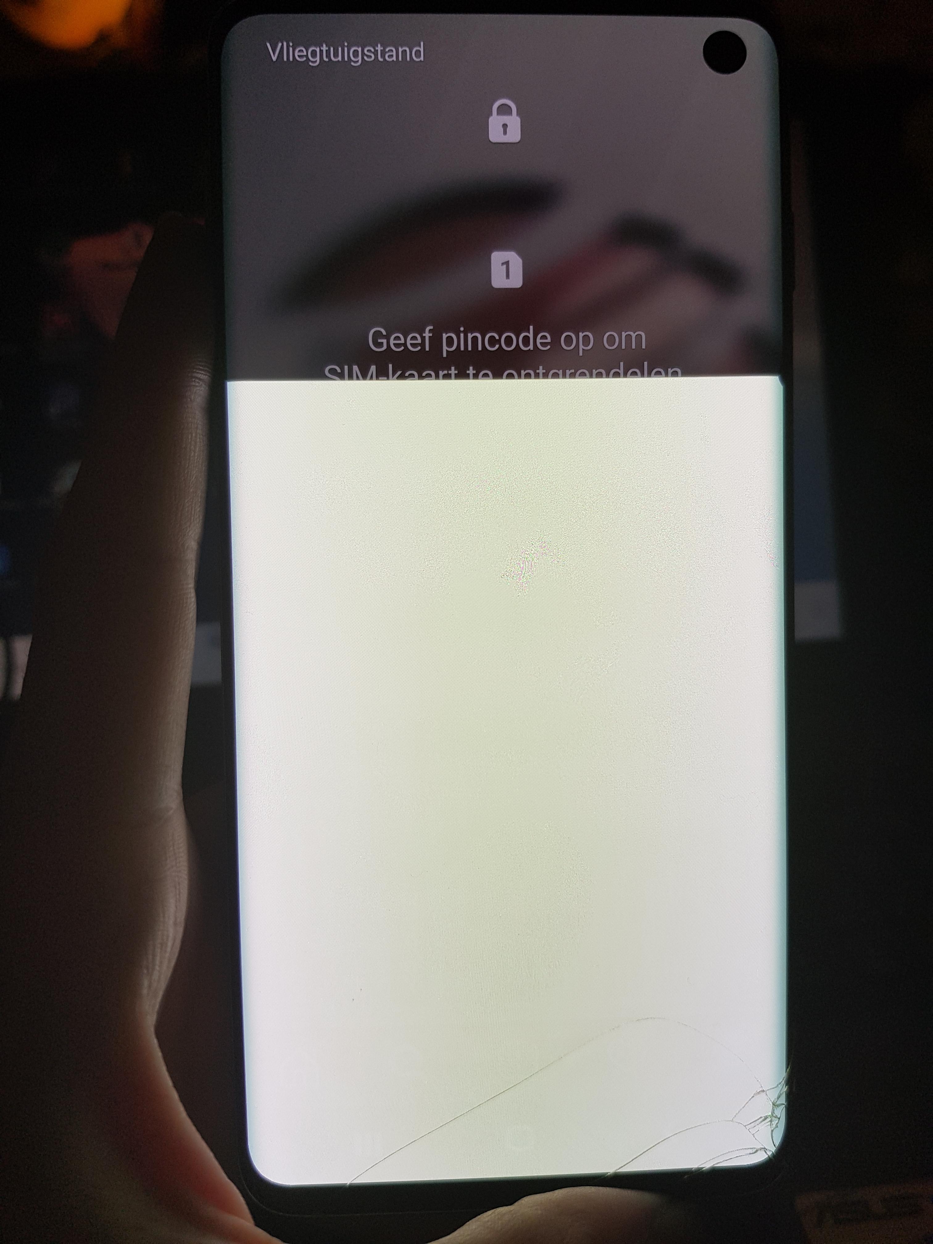 Black and white screen Samsung Community