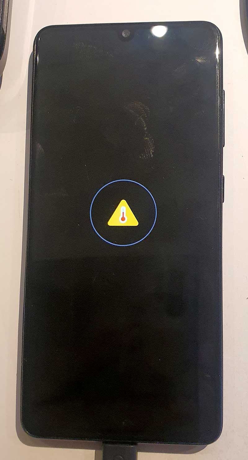 A41 zeigt gelbes TemperaturWarnsymbol und lädt nicht Samsung Community