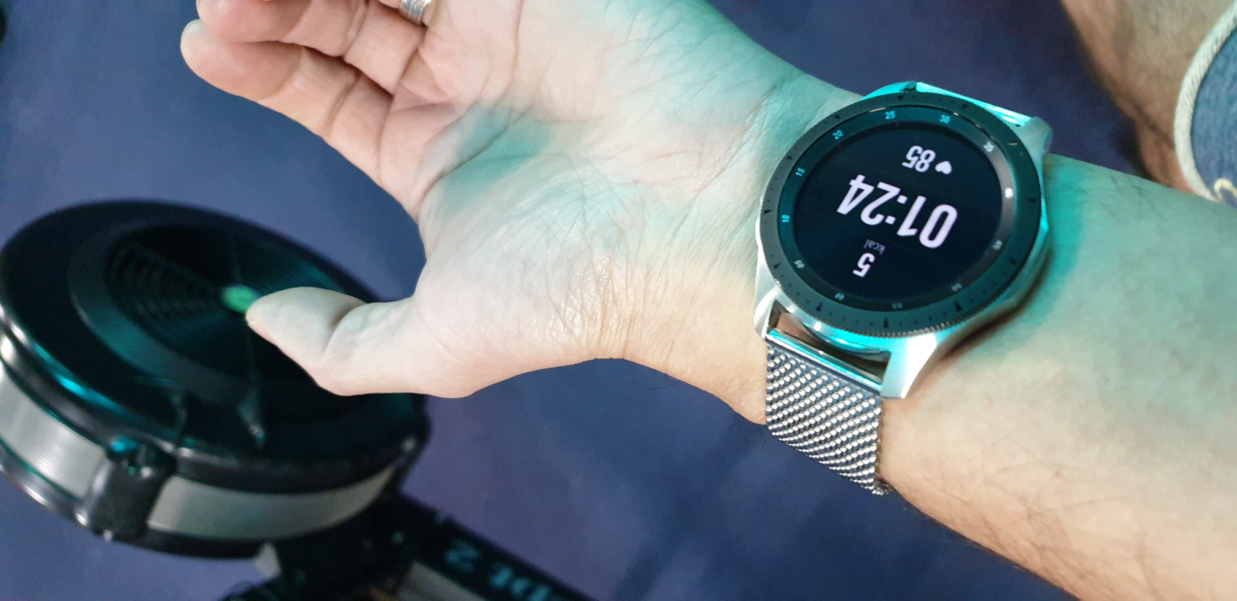 samsung galaxy watch not sending texts