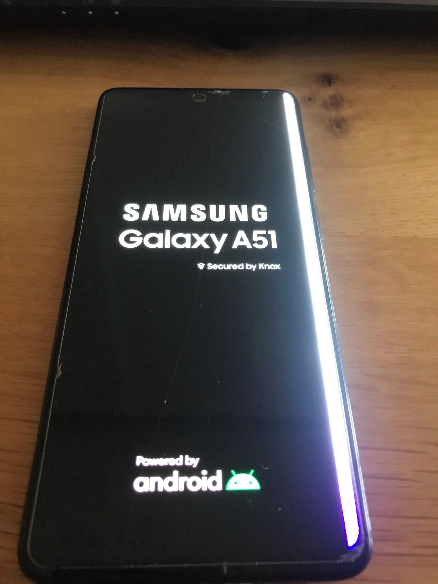 Gelöst Samsung Galaxy A51 Display Zeigt Weißen Streifen Und Hängt Am