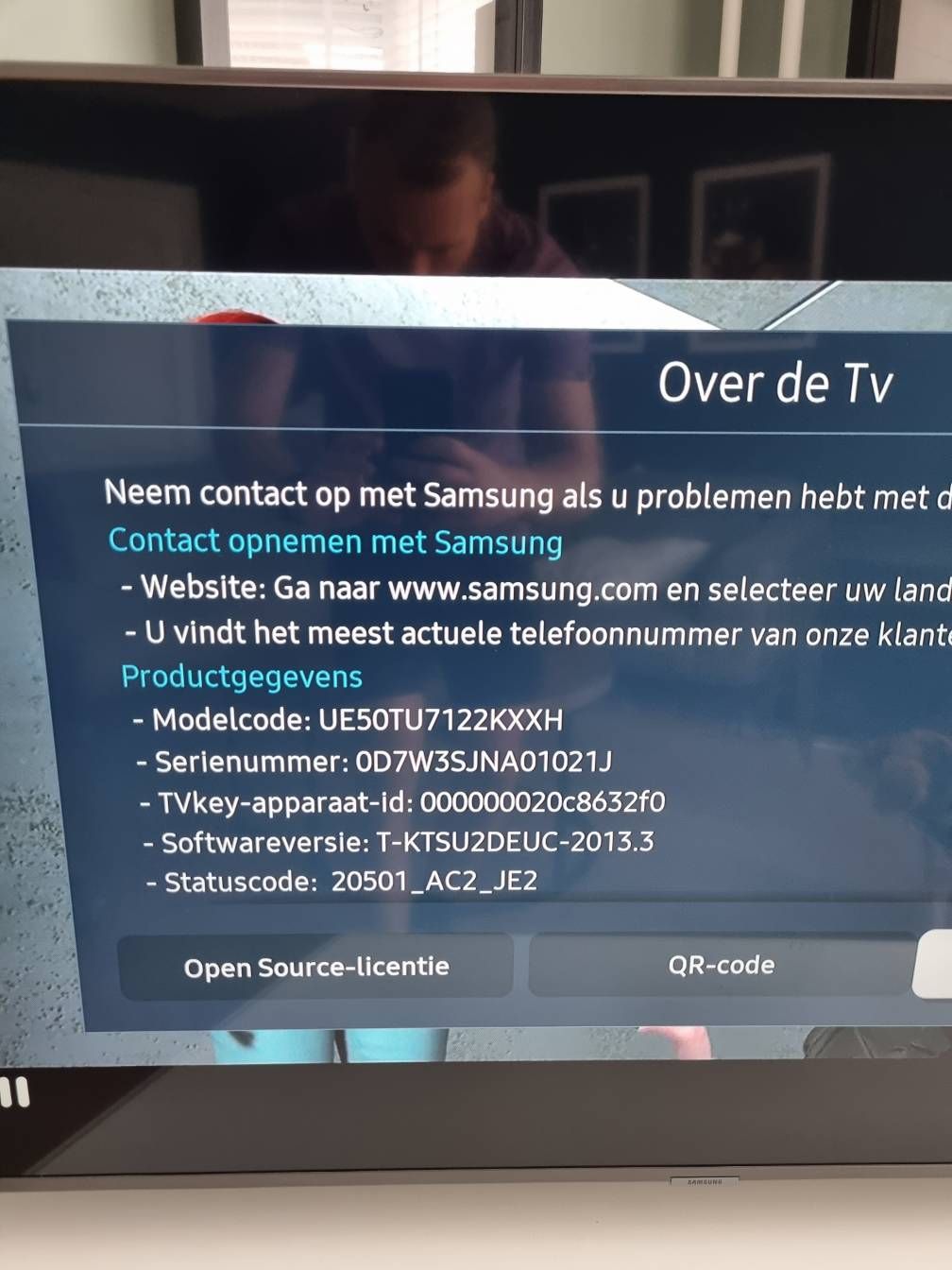 Witte spikkels bij randen - Samsung Community