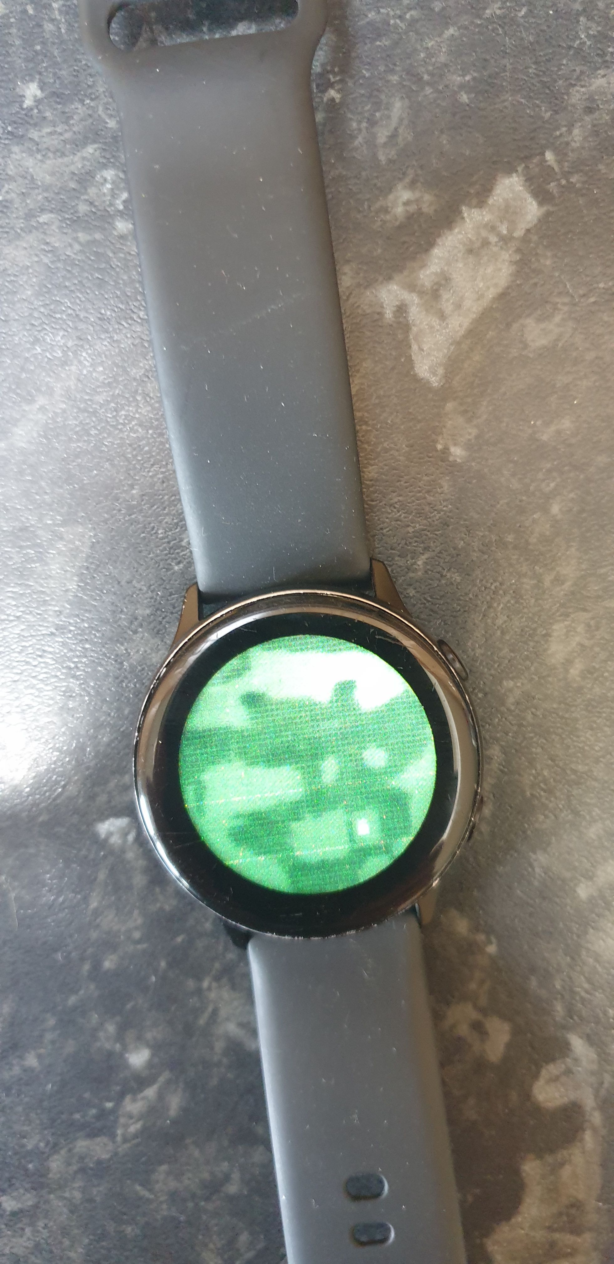 Galaxy Watch Active Screen scrambled after being very bright Samsung Community