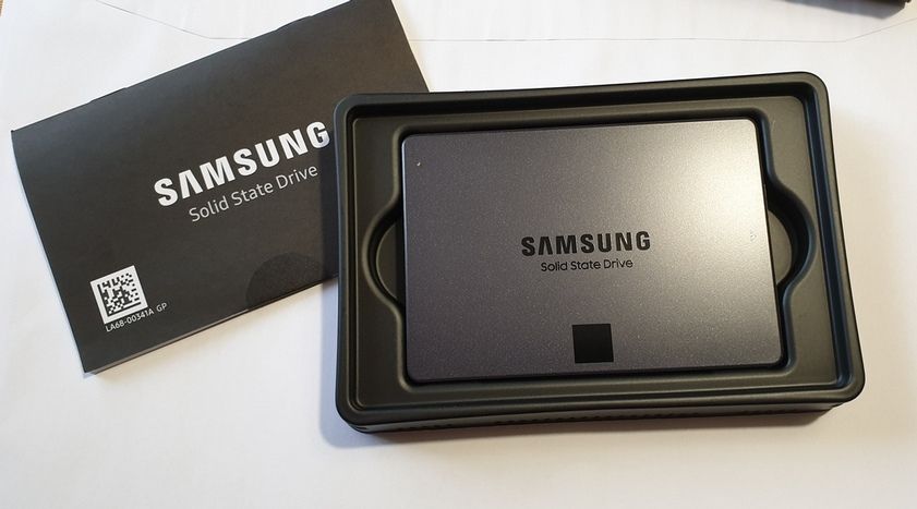 Tuto] Remplacement d'un HDD par un SSD Samsung 860QVO dans un PC Portable -  Page 3 - Samsung Community