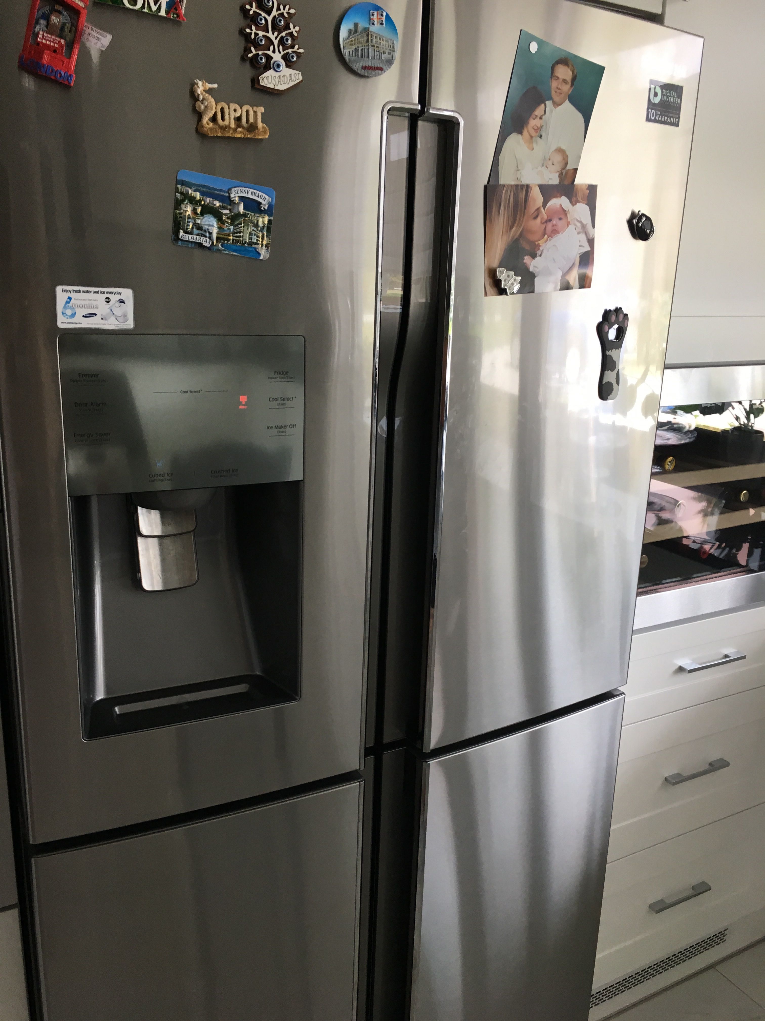 Холодильник с ледогенератором купить. Холодильник Samsung RF-56 j9041sr. Холодильник самсунг с ледогенератором. Холодильник Whirlpool Side by Side с ледогенератором. Холодильник самсунг с ледогенератором Side.
