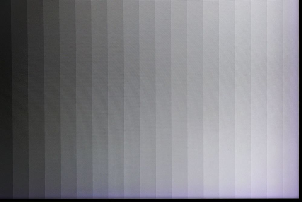 Samsung65Q90R_Border1.jpg