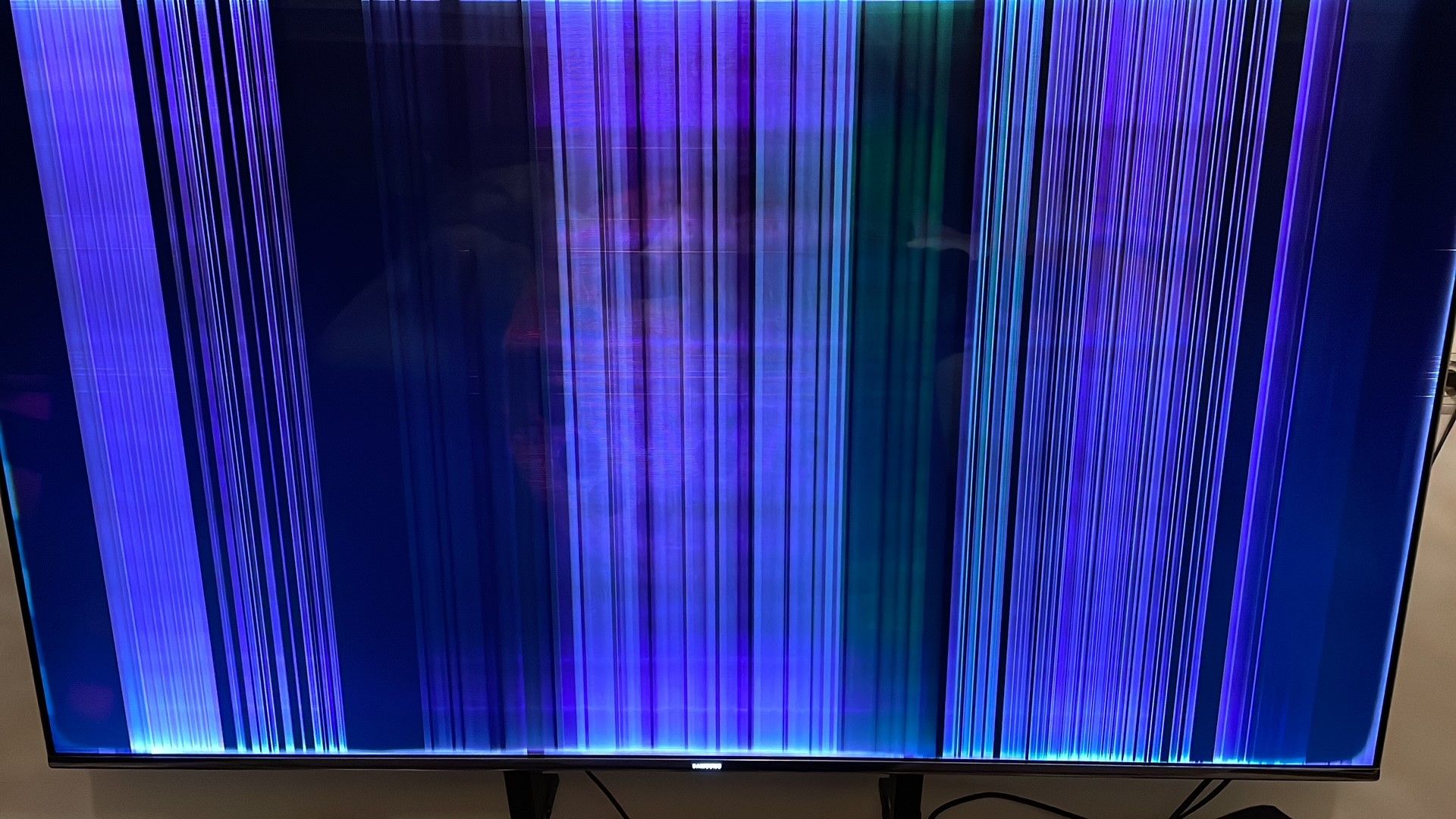 Opgelost: Horizontale en Verticale strepen op het scherm - Pagina 2 ...